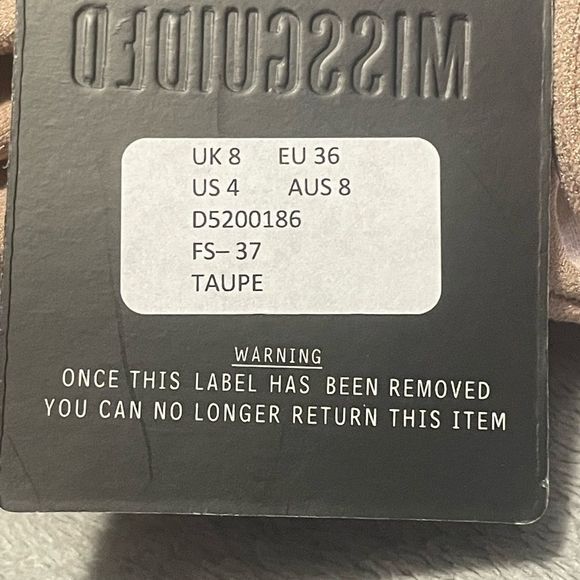 MISSGUIDED extreme plunge body con dress size 4 taupe new with tags - Picture 6 of 10